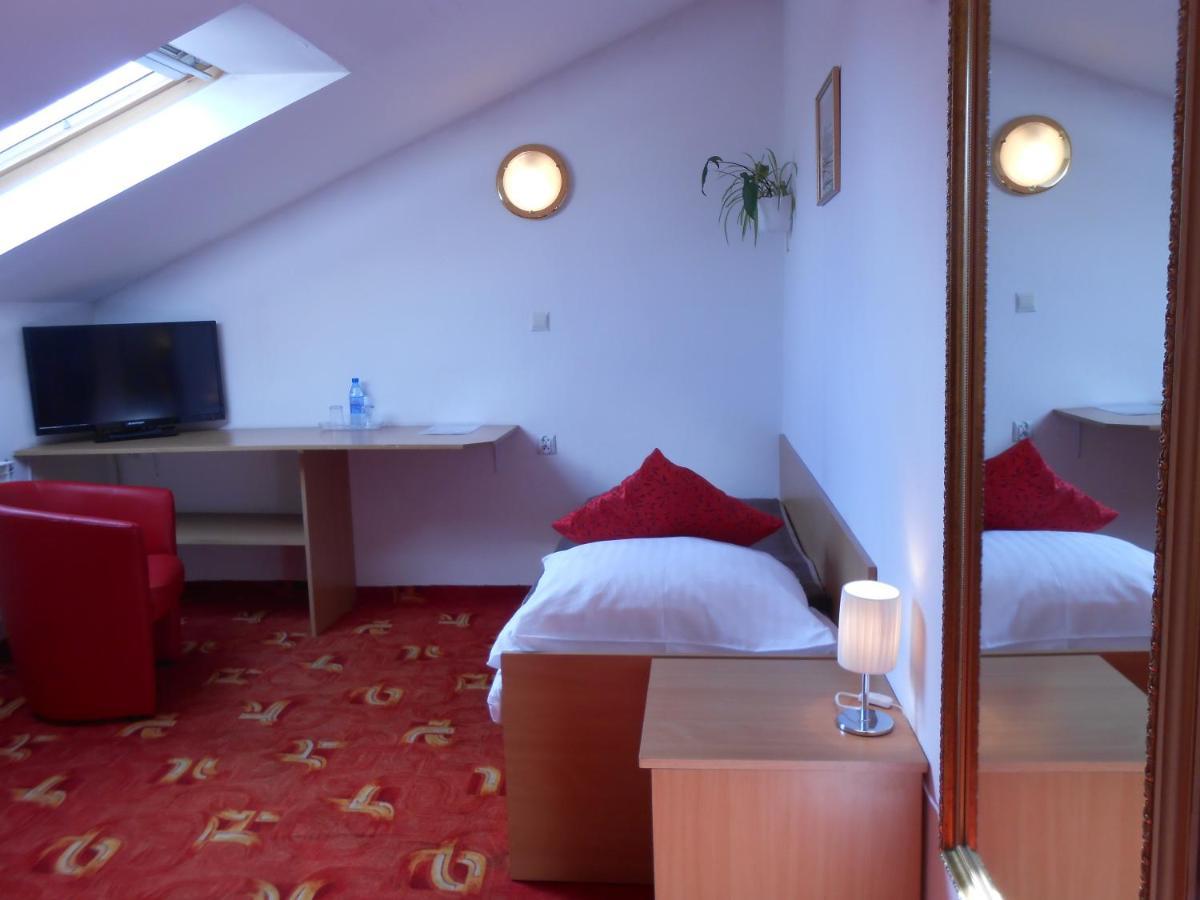 Hotel As Biała Podlaska Pokoj fotografie